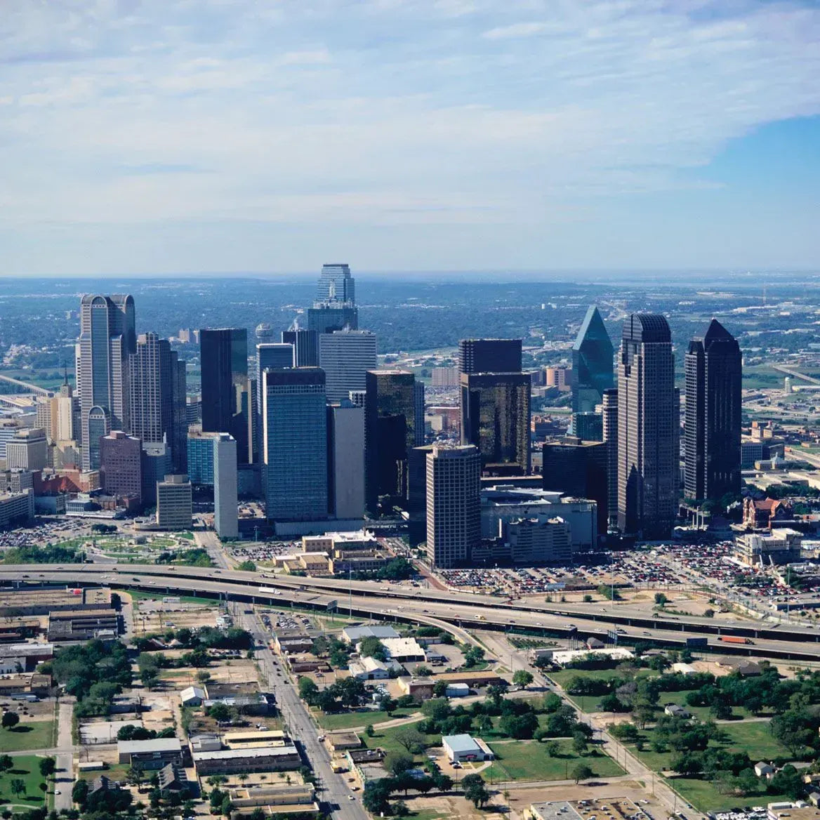 Dallas: An Immersive Guide