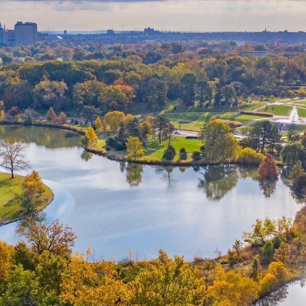 St. Louis: Echoes of the Gateway