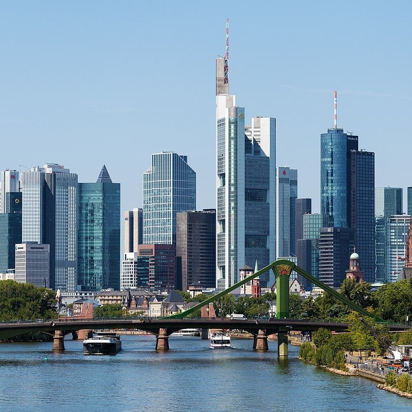 Frankfurt: Life in the Metropolis