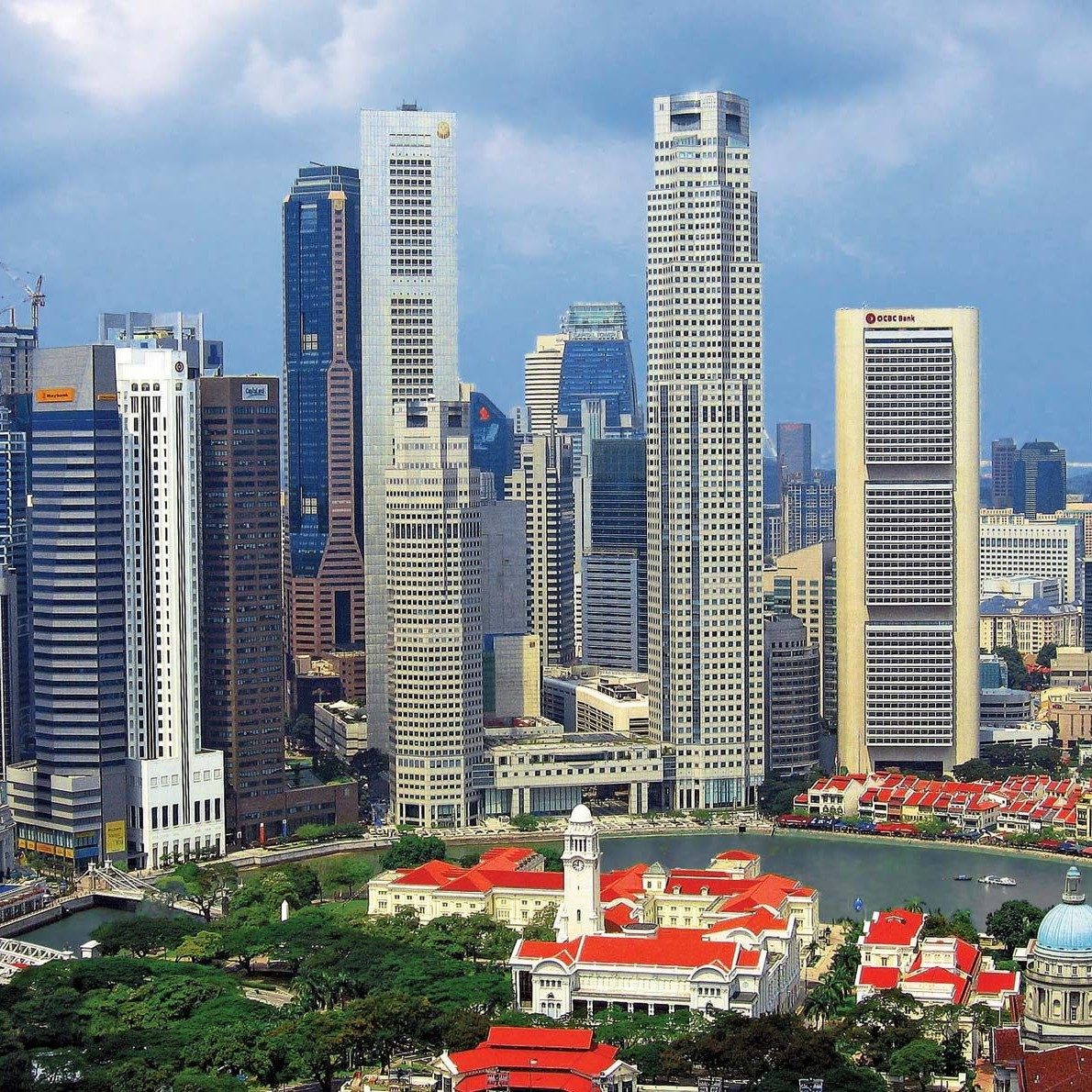 Singapore: Journeys Through the Lion City