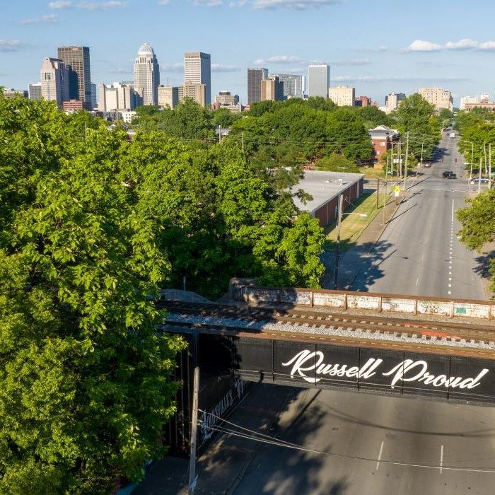 Louisville: Bourbon City Distilled