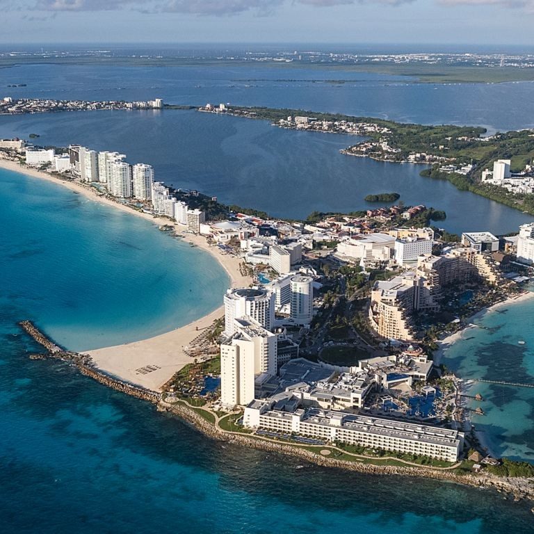 Cancun: A Journey Through Vibrant Vistas