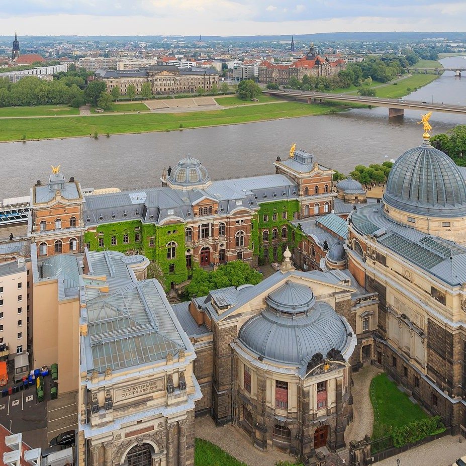 Dresden: Stories in Stone