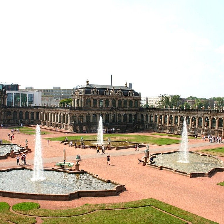 Dresden: Stories in Stone