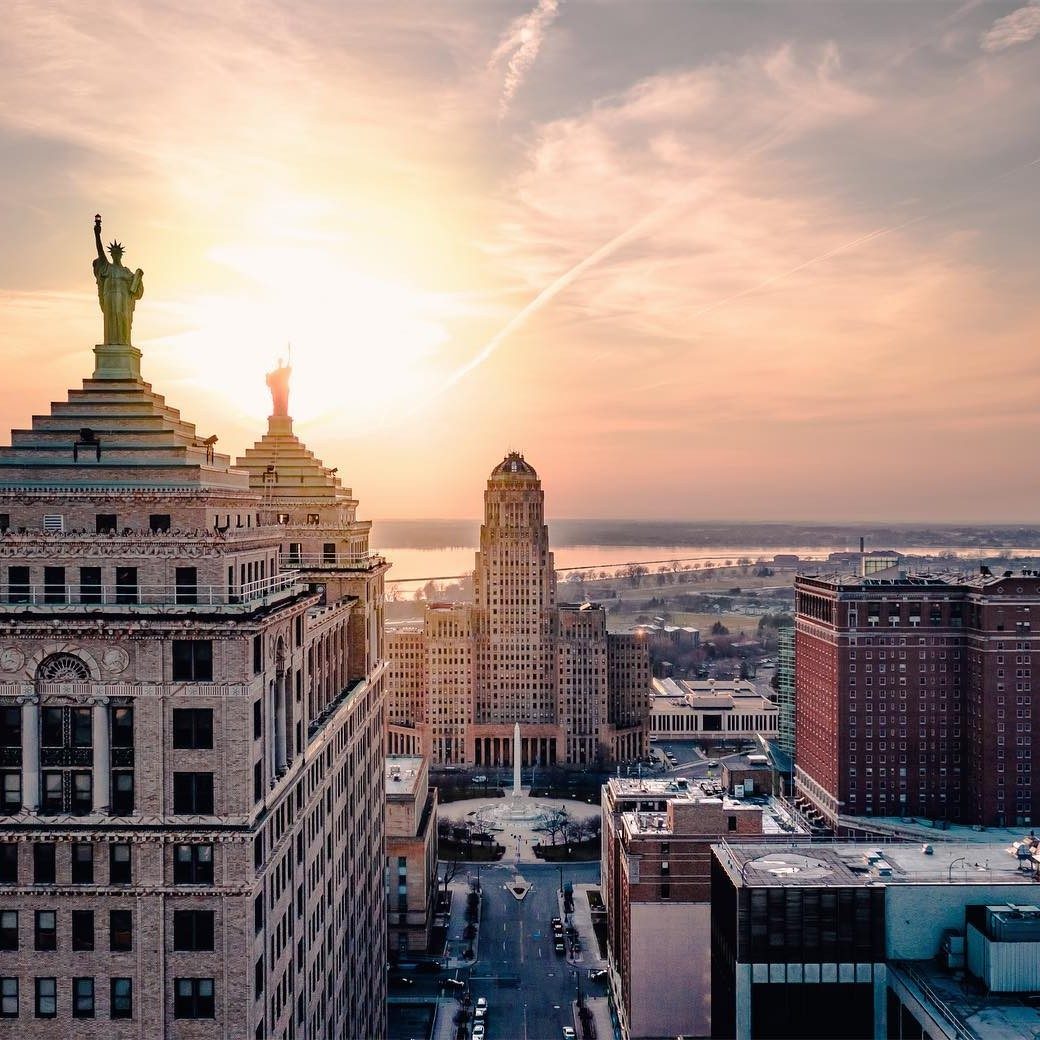 Buffalo: Echoes of the Queen City