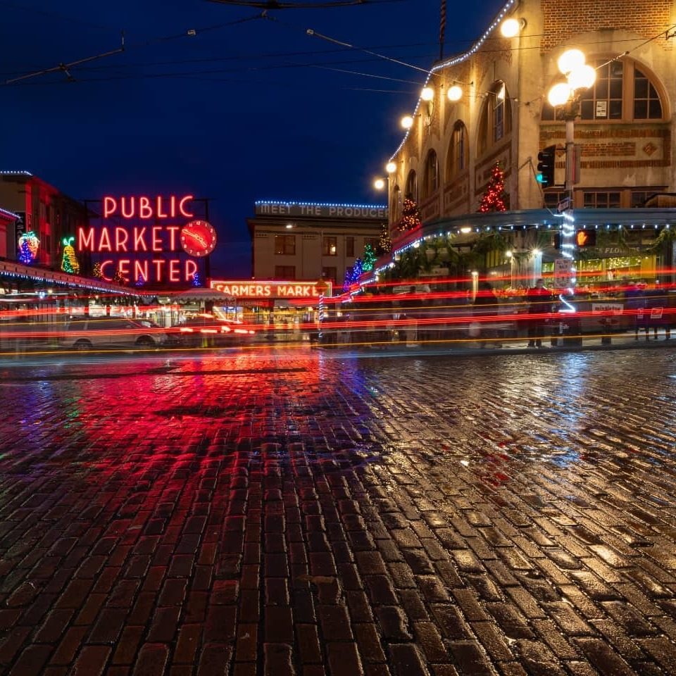 Seattle: Echoes of the Emerald City