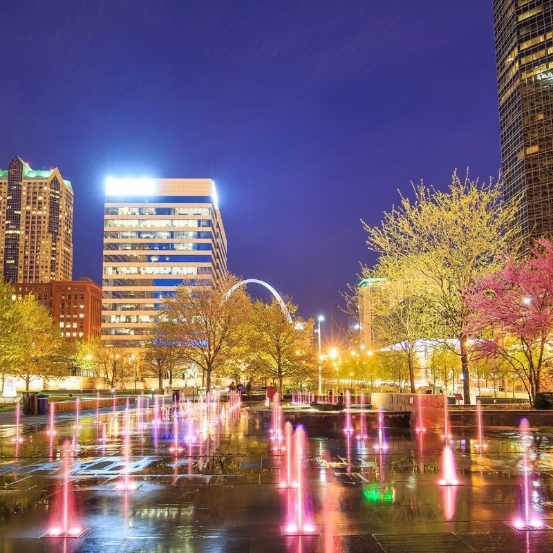 St. Louis: Echoes of the Gateway