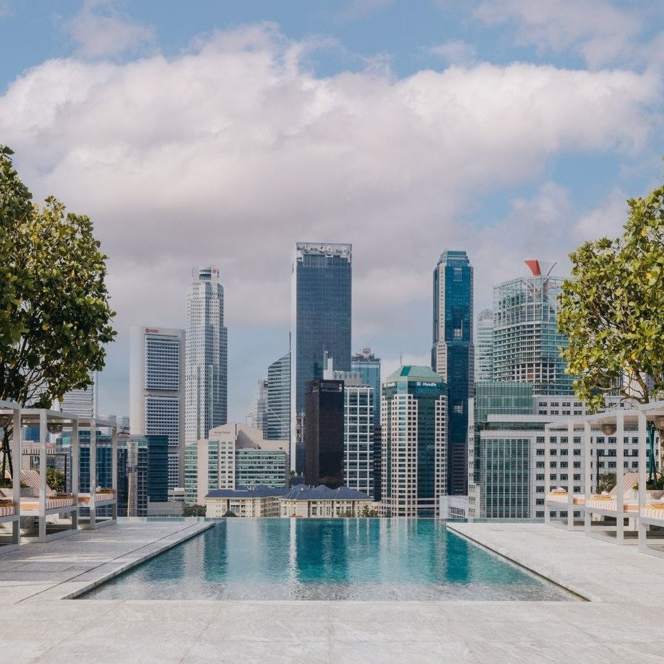 Singapore: Journeys Through the Lion City