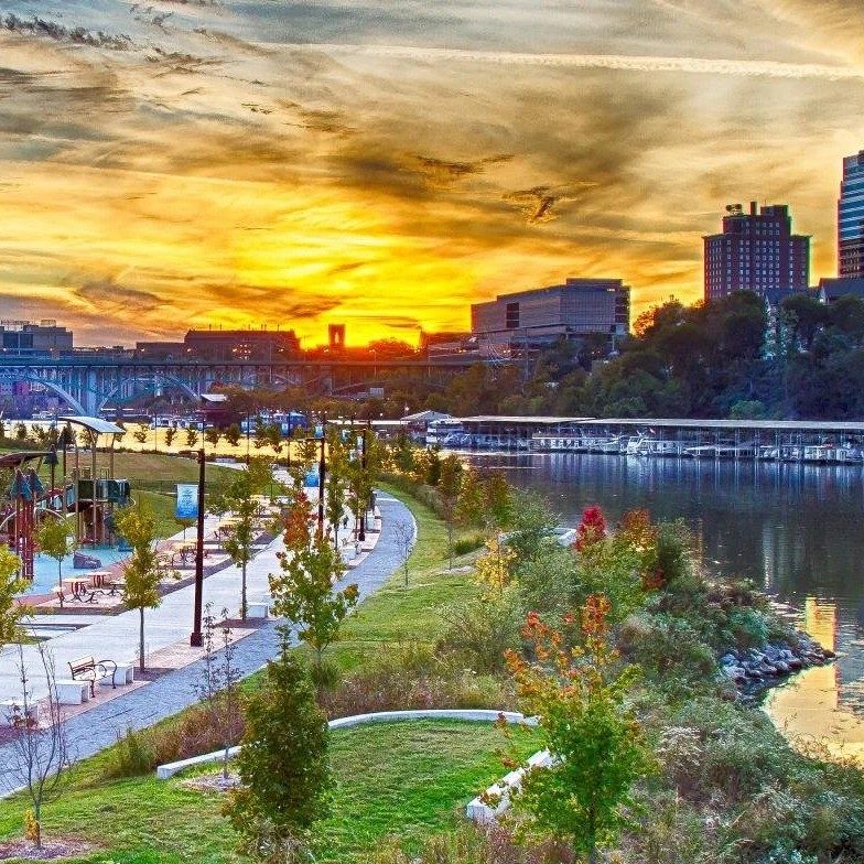 Knoxville: Vivid Reverberations