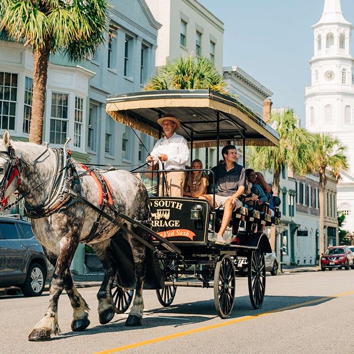 Charleston: Stories of the Southern Jewel