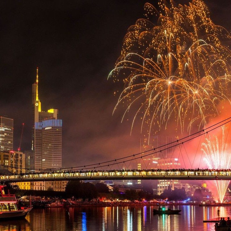 Frankfurt: Life in the Metropolis