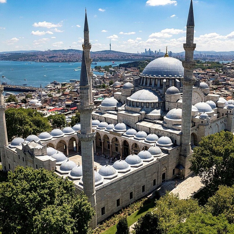 Istanbul: Deep and Absorbing Journeys
