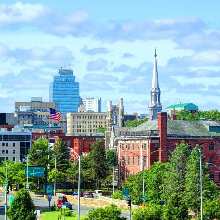 Worcester: Story-Driven City Guide