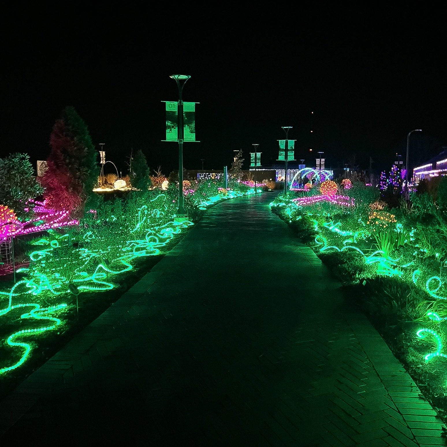 Waterfront Botanical Gardens Louisville,KY